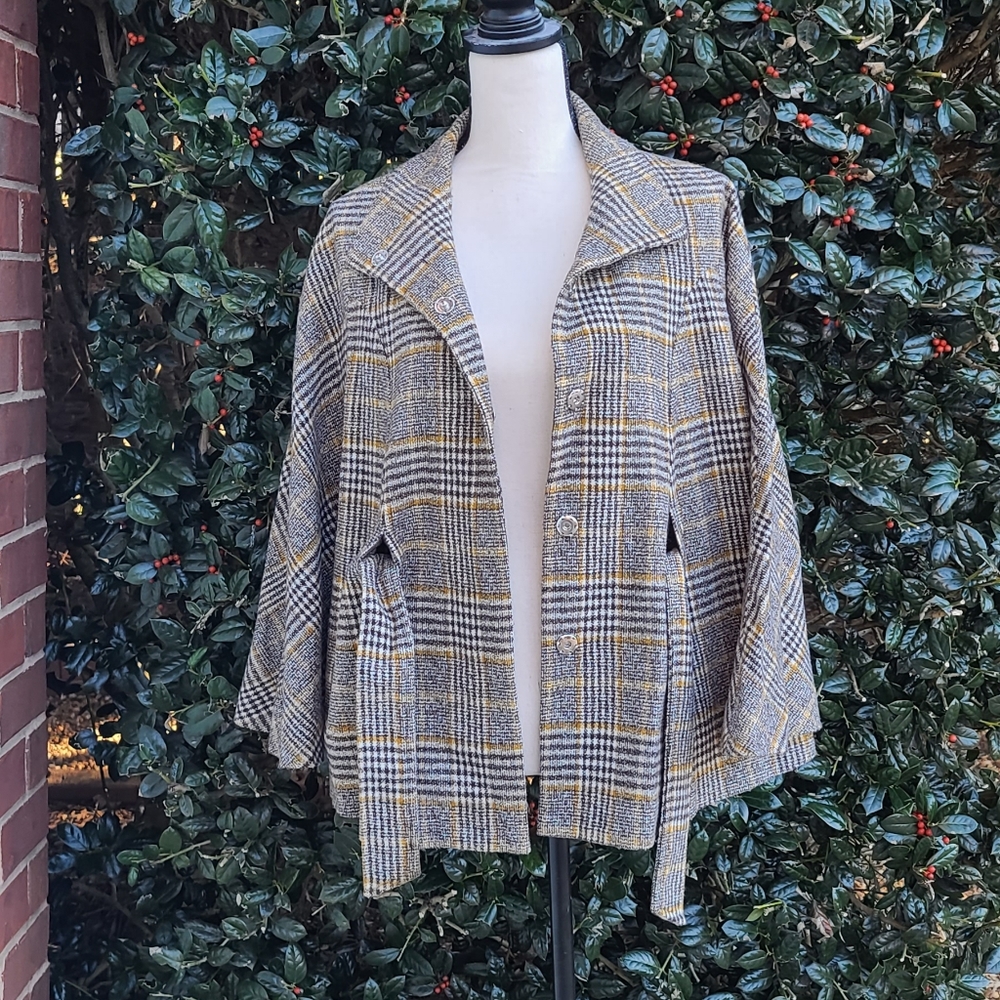 Cape jacket - Picture 8 of 8